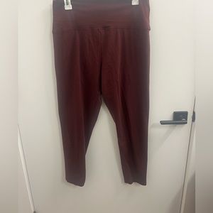 Aerie maroon cropped leggings